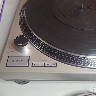 Gemini XL-500 II Professional DJ Direct Drive Manual Record Gemini XL-500 II Professional DJ Direct Drive Manual Record