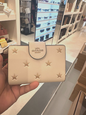 NWT Coach CW530 Medium Corner Zip Wallet With Star Print Chalk
