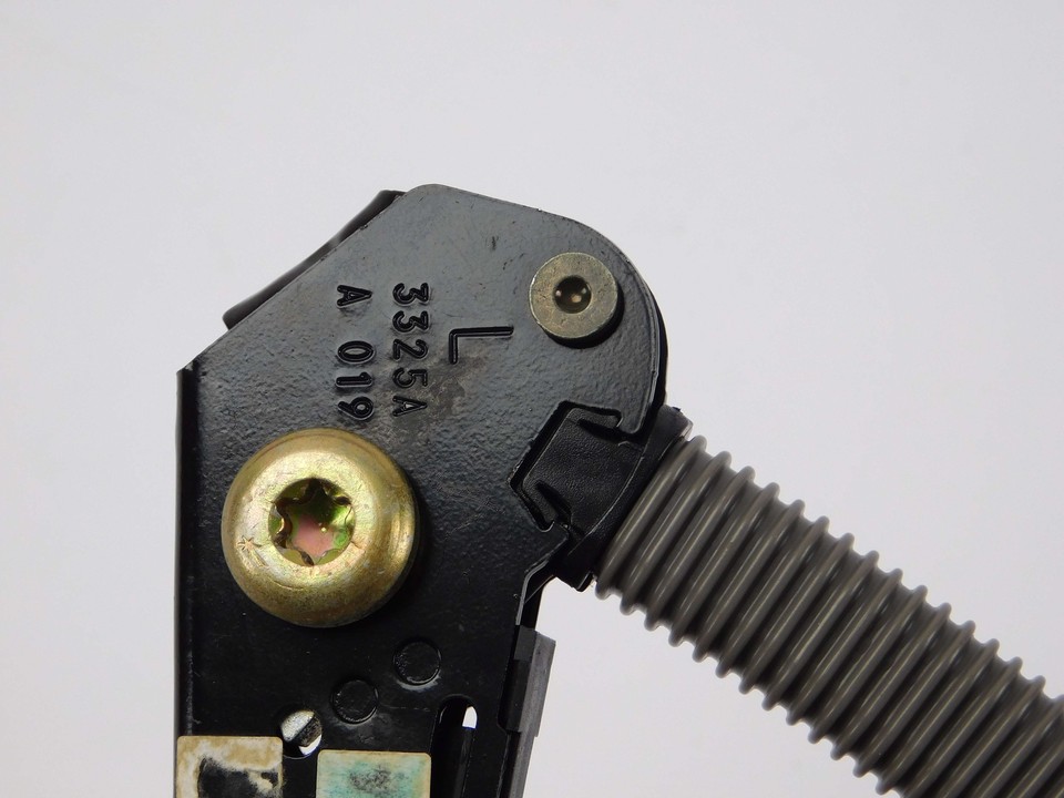 08 14 Express Savana Seat Belt Explosive Tensioner Buckle Front LH Left OEM eBay