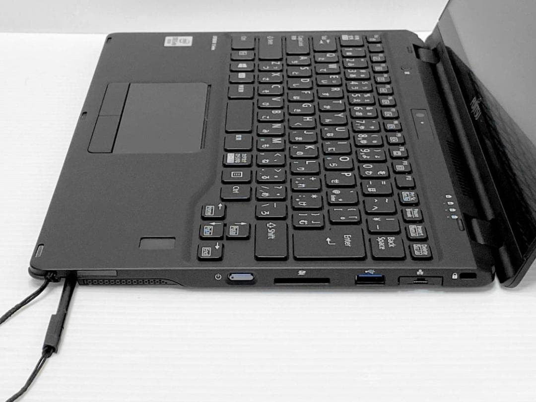 富士通 LIFEBOOK U9310 i5-10310U 8GB 256GB 4318F40A-0000-483E-8CE7-