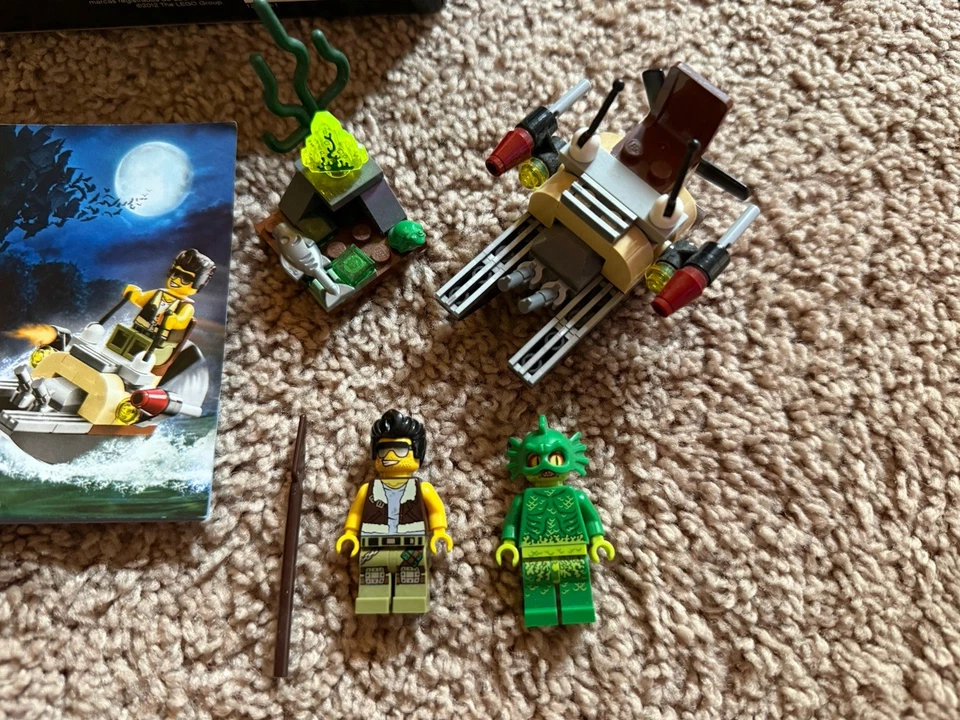LEGO #9461 Monster Fighters: The Swamp Creature con caja, instrucciones y minifiguras Foto 2 de 3