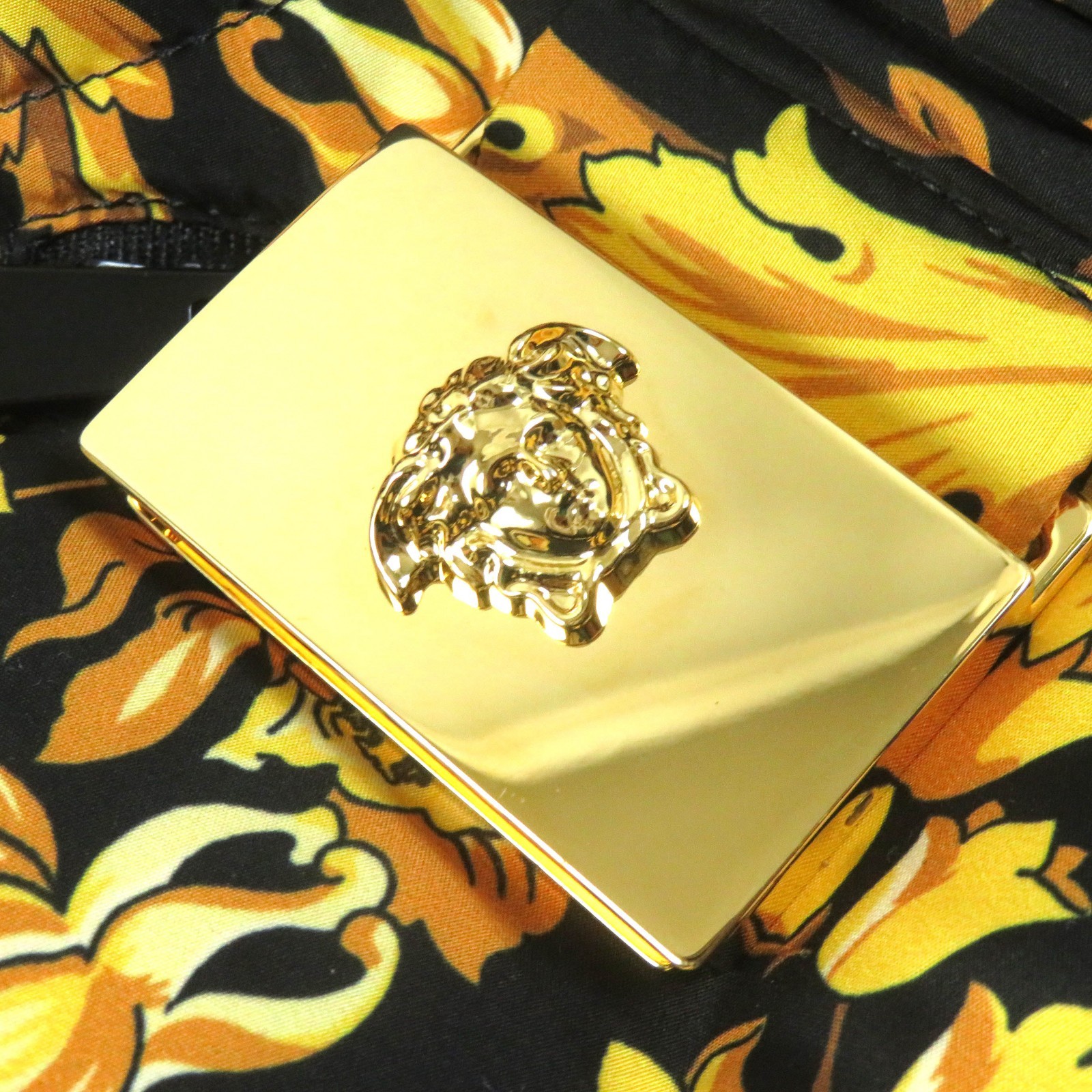 Excellent VERSACE down coat Baroque Pattern  Blac… - image 7