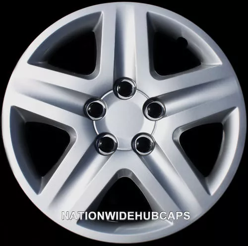 Hub wheel cover outlet