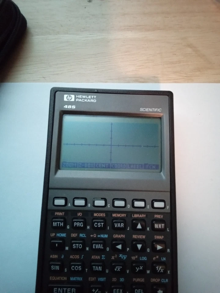 Hewlett Packard HP 48S Graphing Calculator With Case Tested No Manual - Image 3 of 4