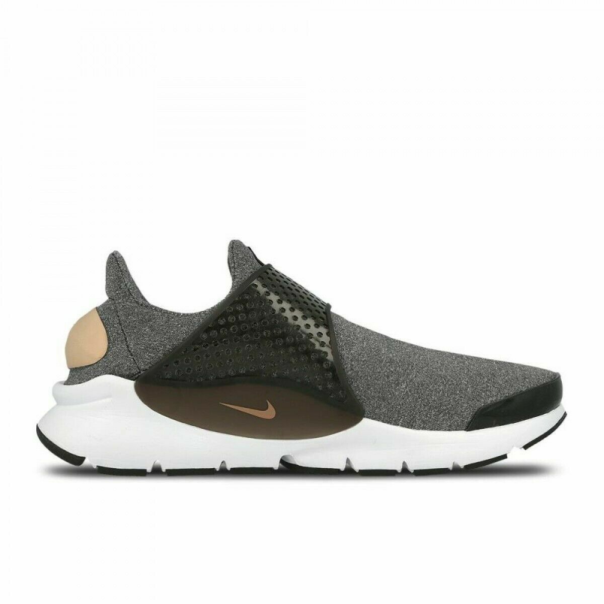 blue and red nike shirt