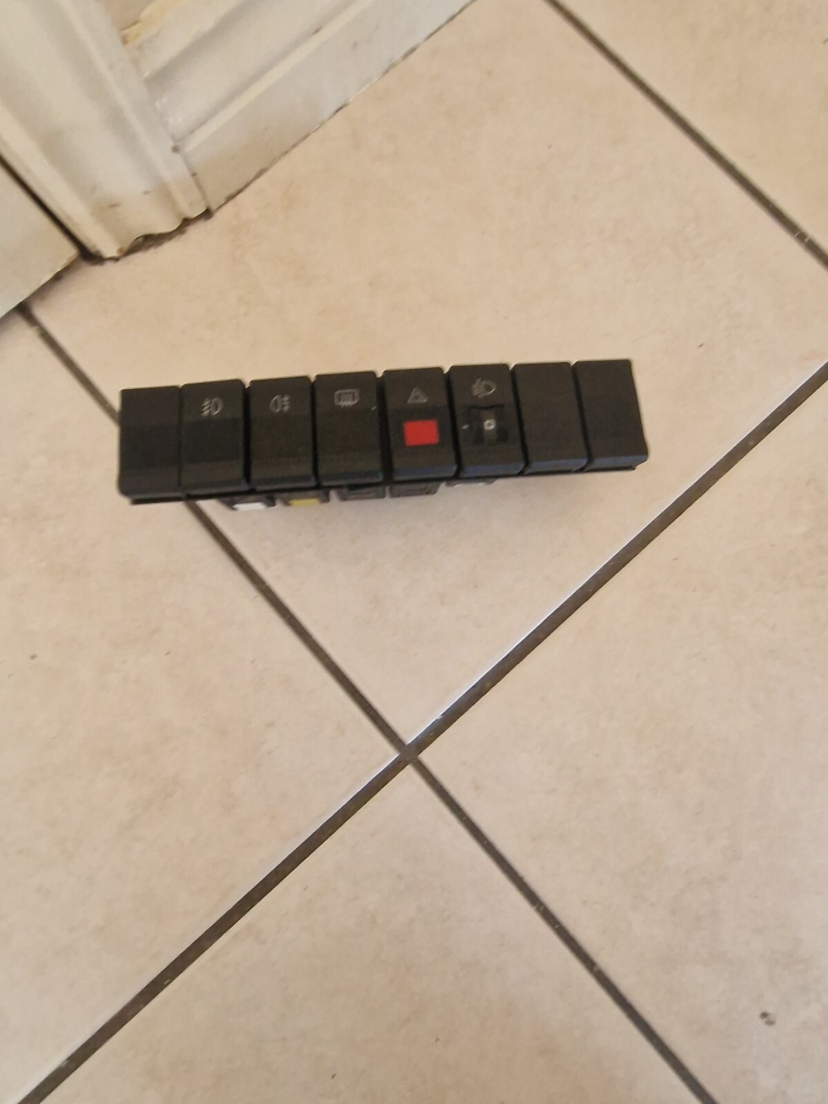 Picture 2 of 4