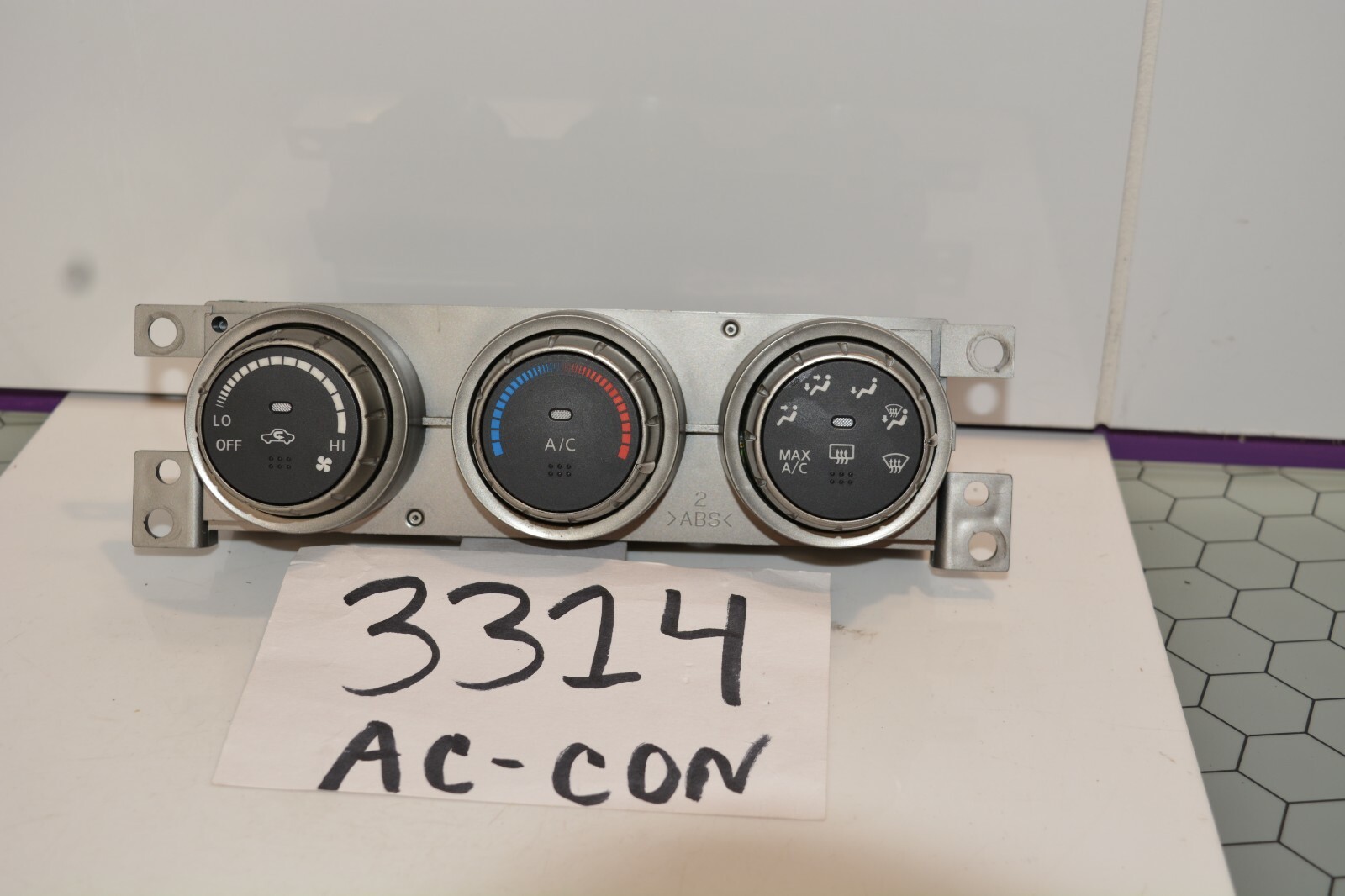 2005 2006 Nissan Altima AC and Heater Control Used Stock #3314-AC 