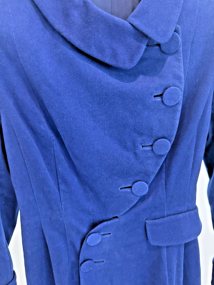 Abrigo Princesa Vintage Años 50 Ajuste y Acampanado Años 50 Azul Real Lana Terciopelo Abrigo Elegante Foto 4 de 4