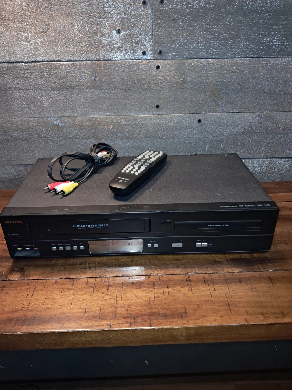 Philips DVP3345VB/F7 VCR & DVD Combo VHS Recorder Player w/Remote "Read