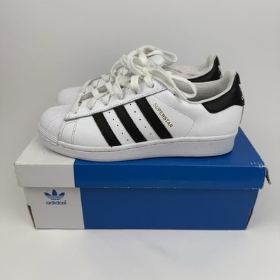 New In Box Adidas Pro Model C77154 Youth Size 4 Unisex White Black Gold Sneaker