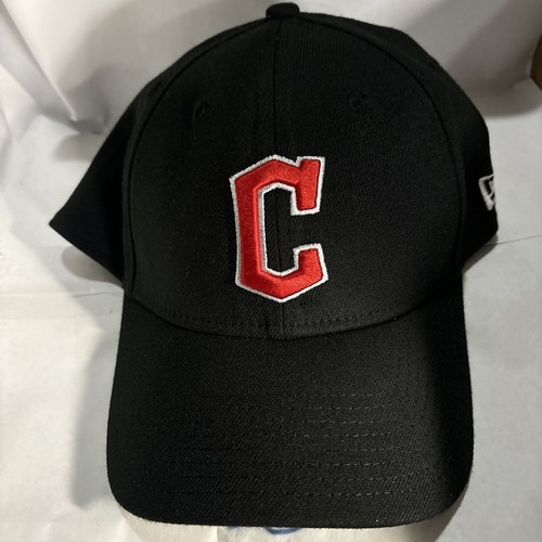 New Era 39Thirty Cleveland Guardians Hat Cap Fitted Size Medium - Large Black