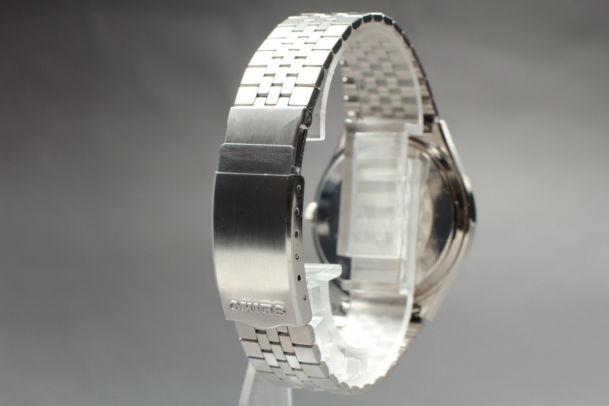 NEAR MINT* VINTAGE SEIKO QZ 0923-8010-G Day Date Quartz NEAR MINT* VINTAGE SEIKO QZ 0923-8010-G Day Date Quartz