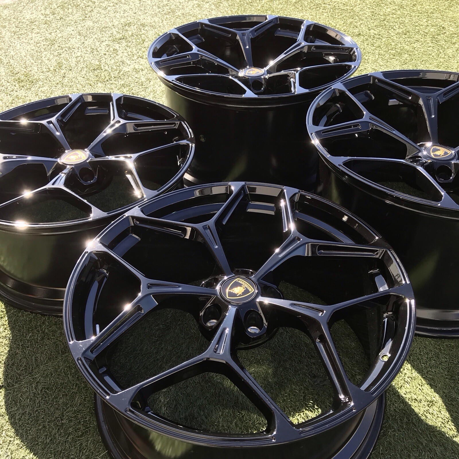 21 22 LAMBORGHINI REVUELTO RIMS OEM STOCK GENUINE RIMS WHEELS 2025 AVENTADOR