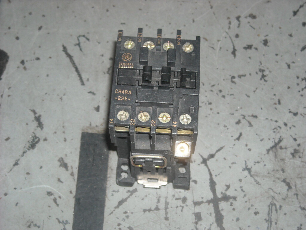 Foto 1 di 3