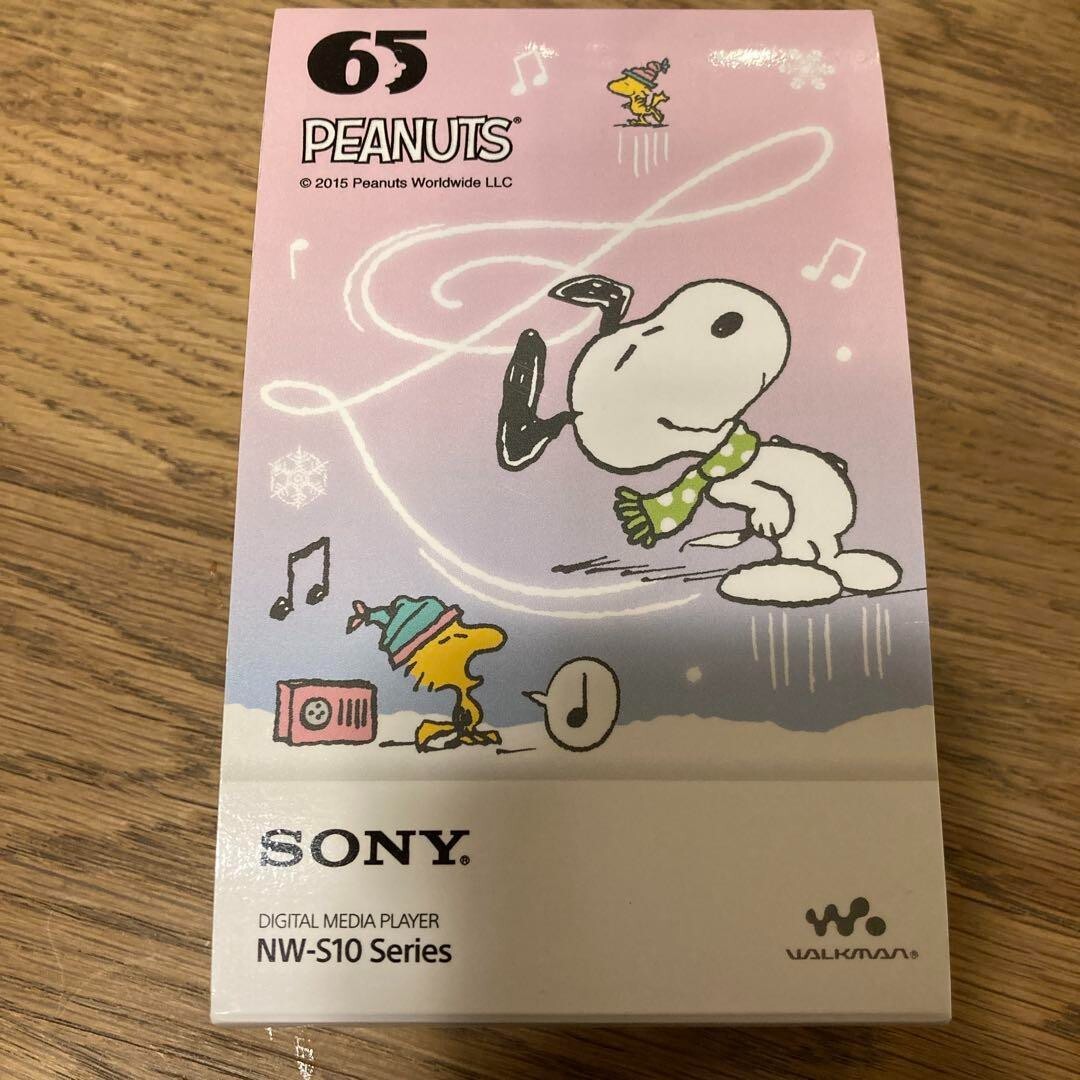 SONYウォークマン　スヌーピーモデル　NW-S14 SONY NW-S14 Walkman Bluetooth Audio Player Snoopy Pink Good