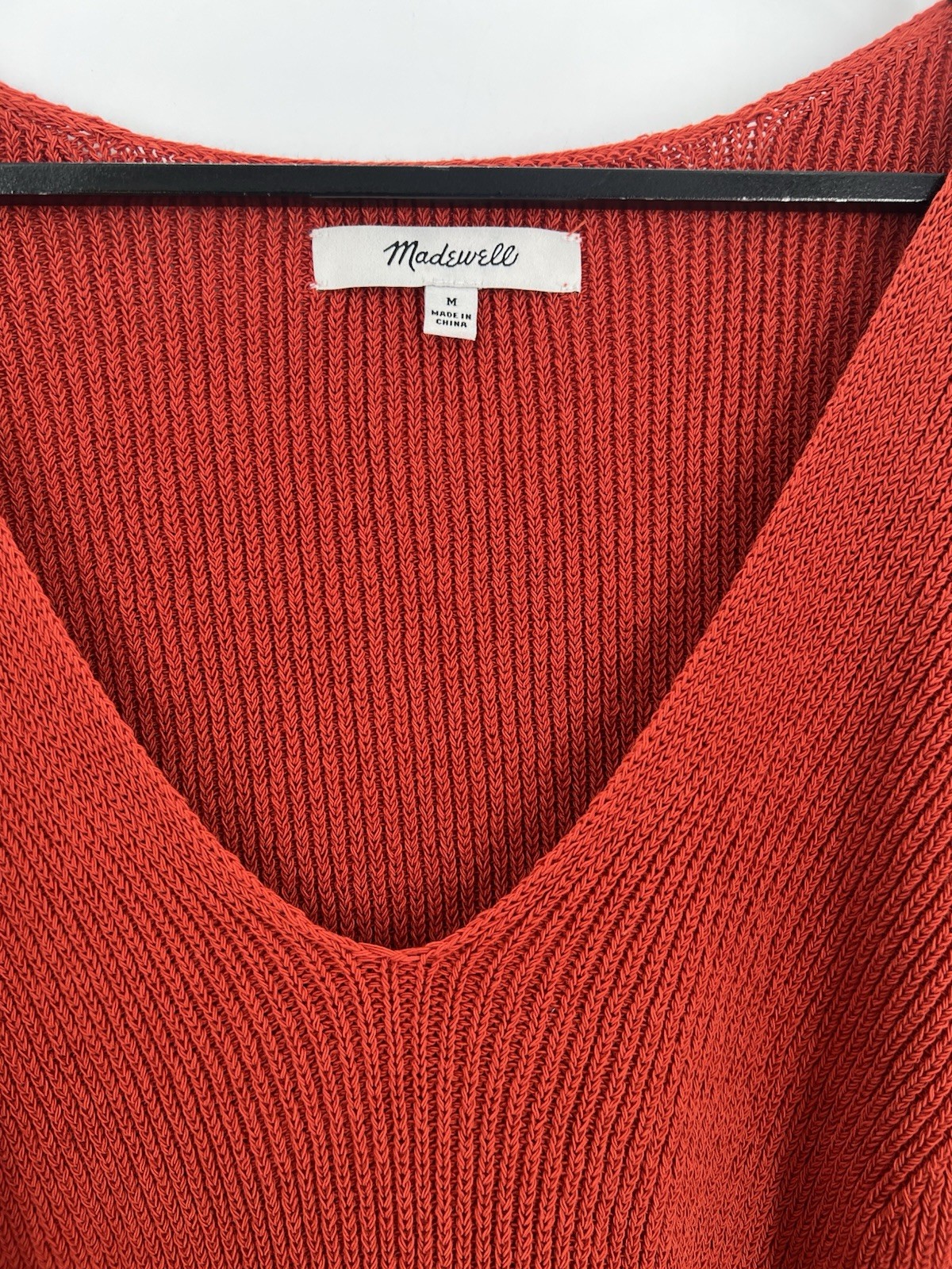 Size Medium - image 4