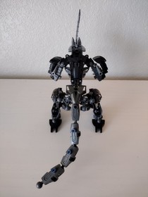 LEGO Bionicle: 8811 Toa Lhikan & Kikanalo - 100% Complete with Manual, No Box
