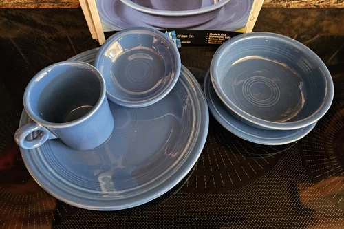 Fiestaware 5 Piece Place Setting, Lapis    ADDITIONAL PIECE INC. - BOXED EUC 