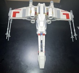 LEGO 9493 X-WING STARFIGHTER - STAR WARS luke skywalker