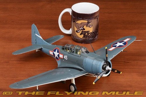 Hobby Master 1:32 SBD-5 Dauntless USN VB-16 White 45 - Picture 4 of 8