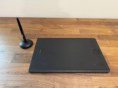 Wacom PTH660 Intuos Pro Digital Graphic Drawing Tablet, Stylus Included
