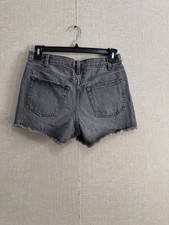 Universal Threads Women s High Rise Mini Cut Off Shorts Grey Sz 8 Pockets