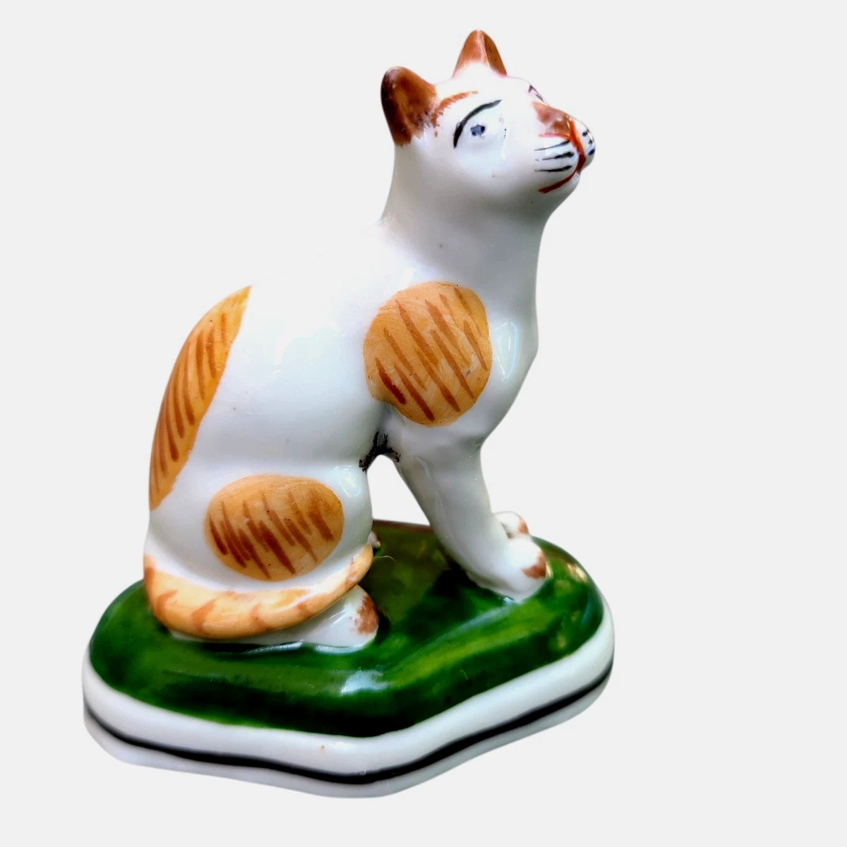 Antique Staffordshire Cats In Staffordshire Art Pottery for sale