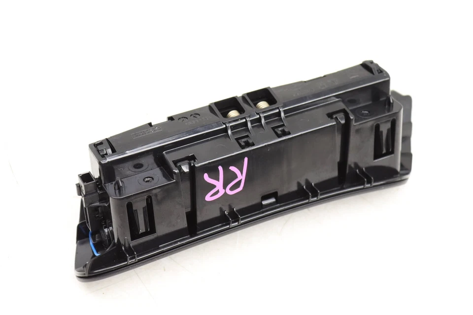 Porsche Cayenne 2011-2018 - puerta trasera derecha contenedor de almacenamiento 95855531800 Foto 3 de 4