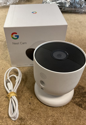 GOOGLE NEST CAM OUTDOOR ODER INDOOR BATTERIEBETRIEBEN HEIMÜBERWACHUNGSKAMERA WEISS