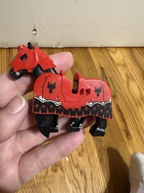 Lego Horse Armored Red Barding From Set 70402 Gatehouse Raid Black Dragon Heads