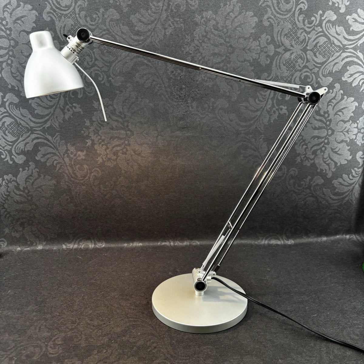 IKEA イケア ANTIFONI ライト インダストリアル　シルバー　廃盤 IKEA Antifoni Silver Chrome Desk Work Lamp Adjustable Arm Head