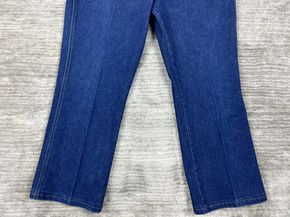 Pantalones de mezclilla Wrangler vintage para hombre 38x36 azul calce ajustado 935DEN Foto 3 de 4