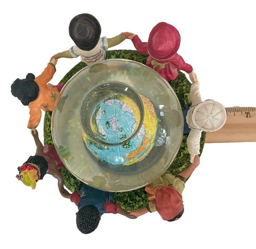 Musical Snow Globe Jesus Loves The Little Children ๐ถ 5โ T ~ 5โ W Watch Video! - Picture 8 of 8