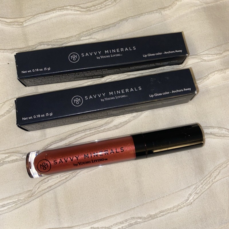 New Savvy Minerals Lip Gloss By Young Living Qty 2,  Color 22072 Anchors Away