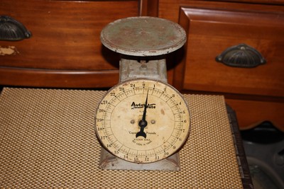 Antique Autowate 25 Pound Kitchen Scale 2 Country Farm Decor Usa