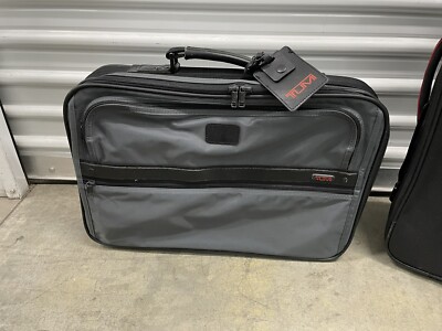 TUMI Travel Full Zip Organizer Briefcase / Luggage Gray & Black Carry On Bag