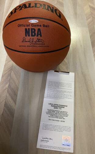 LeBron James Signed Autograph Auto Spalding Basketball Ball Upper Deck UDA COA - Picture 3 of 3
