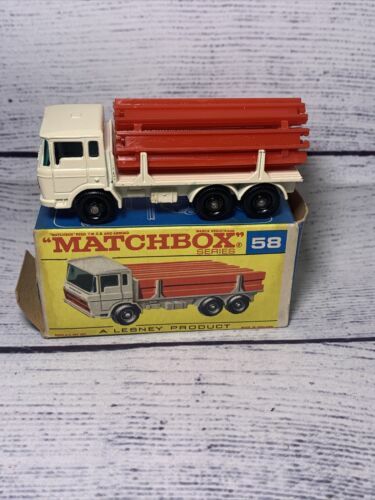 Matchbox Tesla Model X SpaceX - Detailgetreue Die-Cast Miniatur