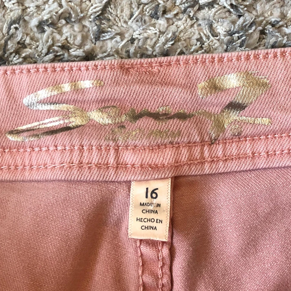 Pantalones cortos utilitarios Seven7 para mujer talla 16 rosa informales cómodos para todos los días Foto 3 de 4