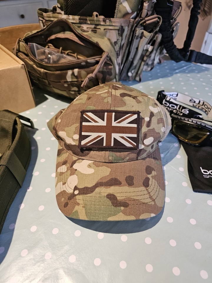 Airsoft Tactical Gear Bundle Plate Carrier, Glasses, Sling, Belt