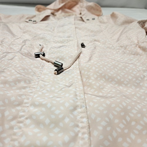 Soft Pink Womens Water Resistant Windbreaker Size Medium Hooded Long Sleeve - Picture 4 of 13