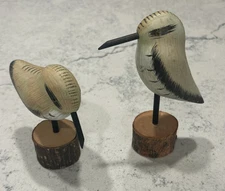 SANDPIPER BIRDS (2) WOODEN PAINTED BIRDS FROM HERITAGE MINT, LTD.