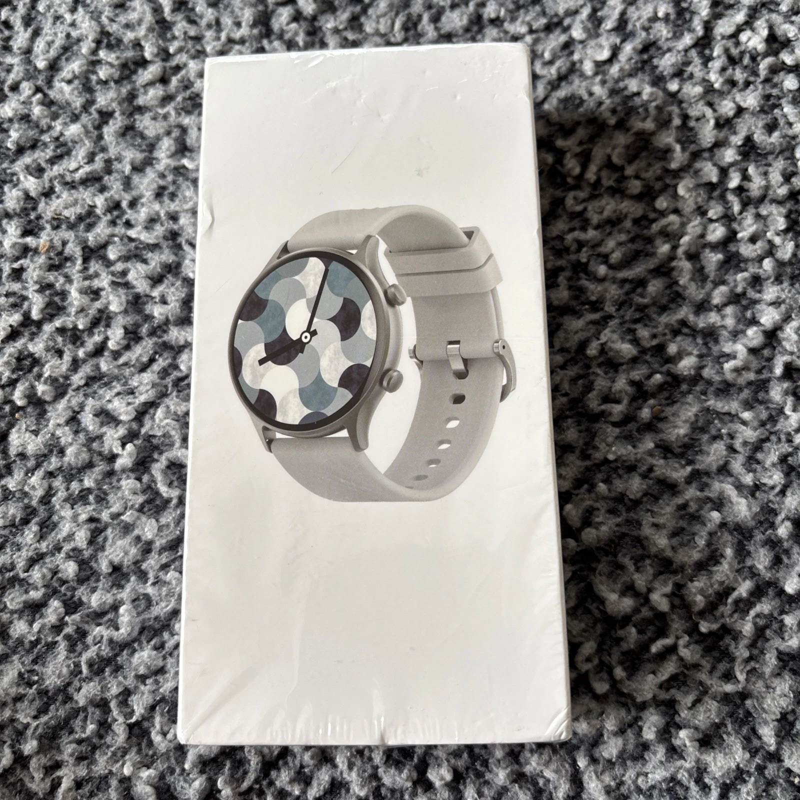 Smart Watch ZL73E Monitors Steps, Distance, Calories, Sleep And More.