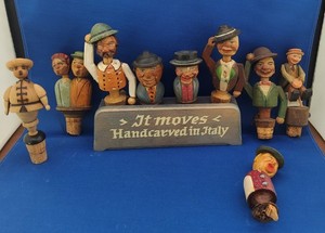 ANRI VINTAGE ITALIAN HANDCARVED WOOD MOVING CORK BOTTLE STOPPERS WITH STAND