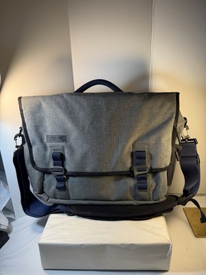 Timbuk2 Command Messenger Laptop Gray Cross Body Bag Shoulder Bag Travel