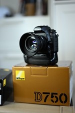 Nikon D750 DSLR + Nikon NIKKOR 50mm f/1.4D AF Lens + MB-D16 Battery Pack grip