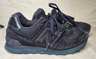 New Balance 574 Classic Shoes Sneakers Mens SZ 8.5 Navy Blue Suede Mesh Athletic