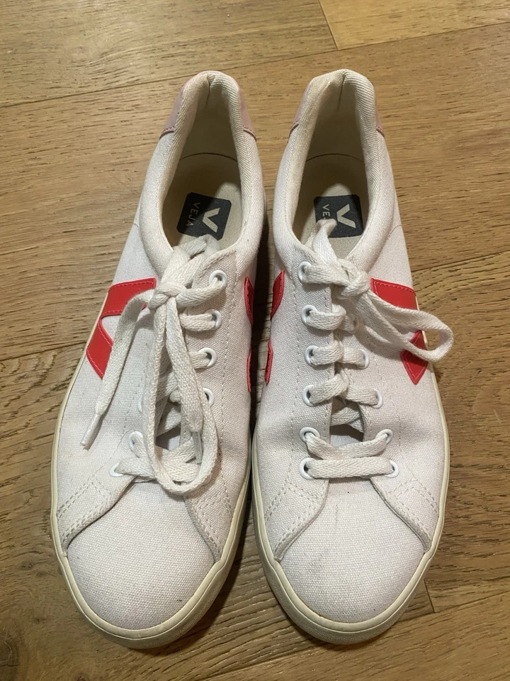 Veja Esplar White Canvas Sneakers with Red and Pink Accents size 39 or US 8 - Image 2 of 4