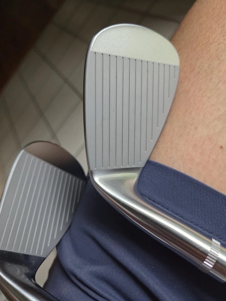 New Ben Hogan Forged Pitching and Gap Wedge Recoil 680 F4 Graphite Stiff - Image 4 of 4