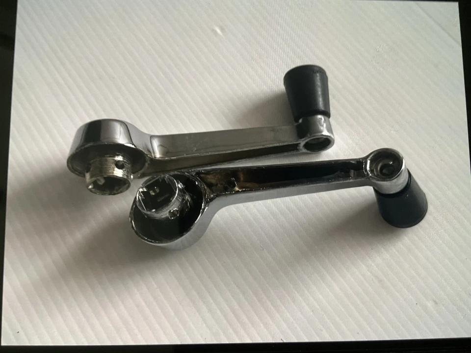 MAZDA 800 B1600 B1800 1600 CAMIONETA PICKUP INTERIOR MANIJA DE PUERTA bielas de ventana Foto 2 de 3